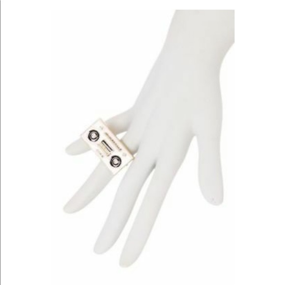 Kate Spade Jazz Things Boom Box Cassette Tape Ring - Picture 3 of 8